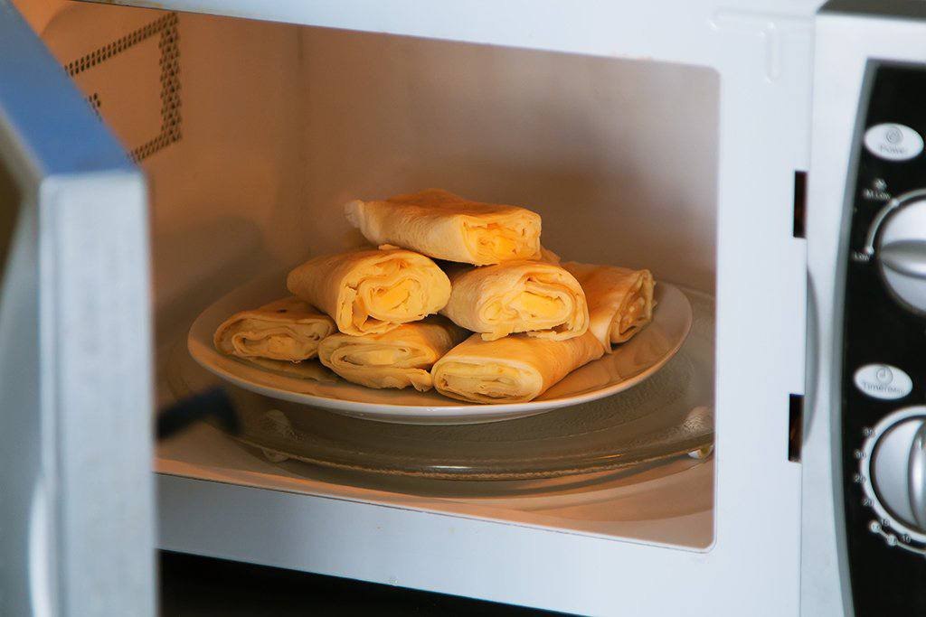 Il cibo cotto nel microonde è pericoloso?